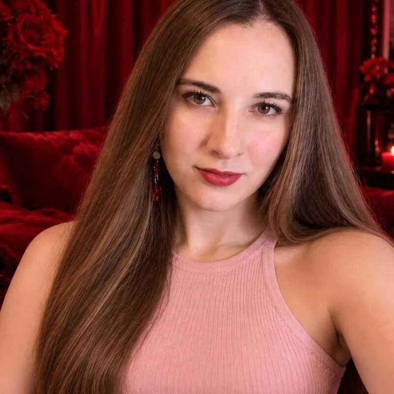 MeganHollyss — FansOnlyX creator profile