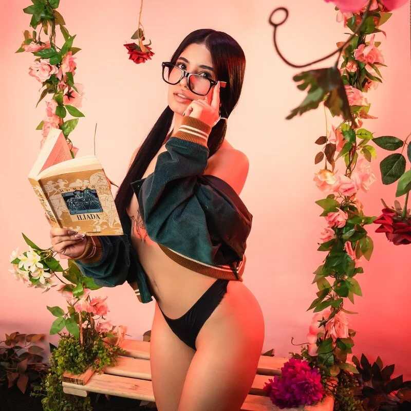 IsabellaRusoo — FansOnlyX creator profile