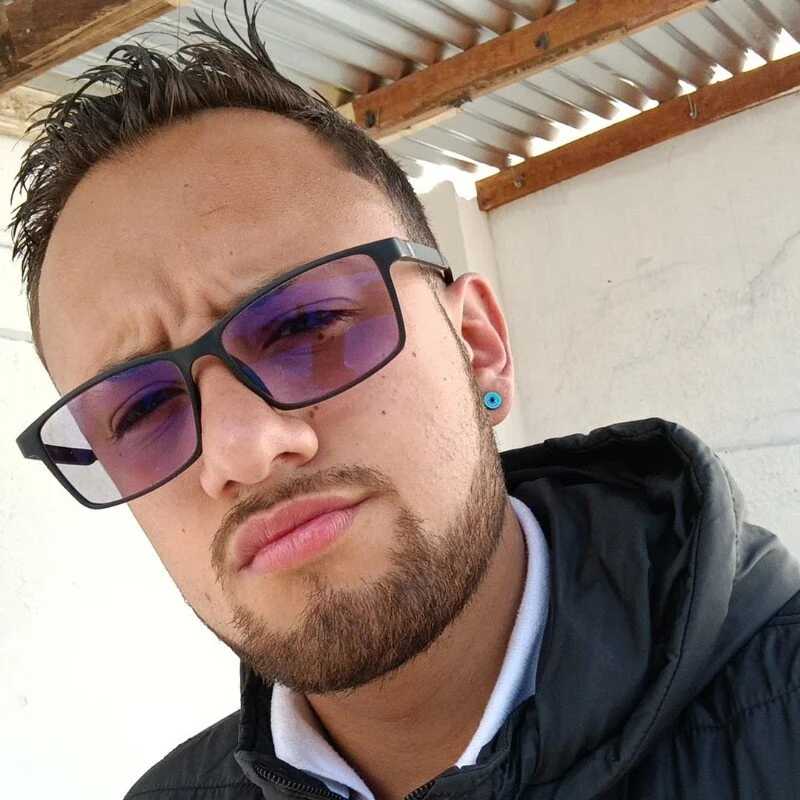enzo_clarke — FansOnlyX creator profile