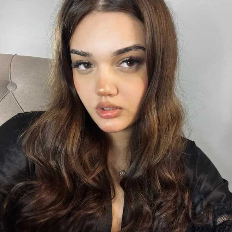 Aisha_Sky — FansOnlyX creator profile