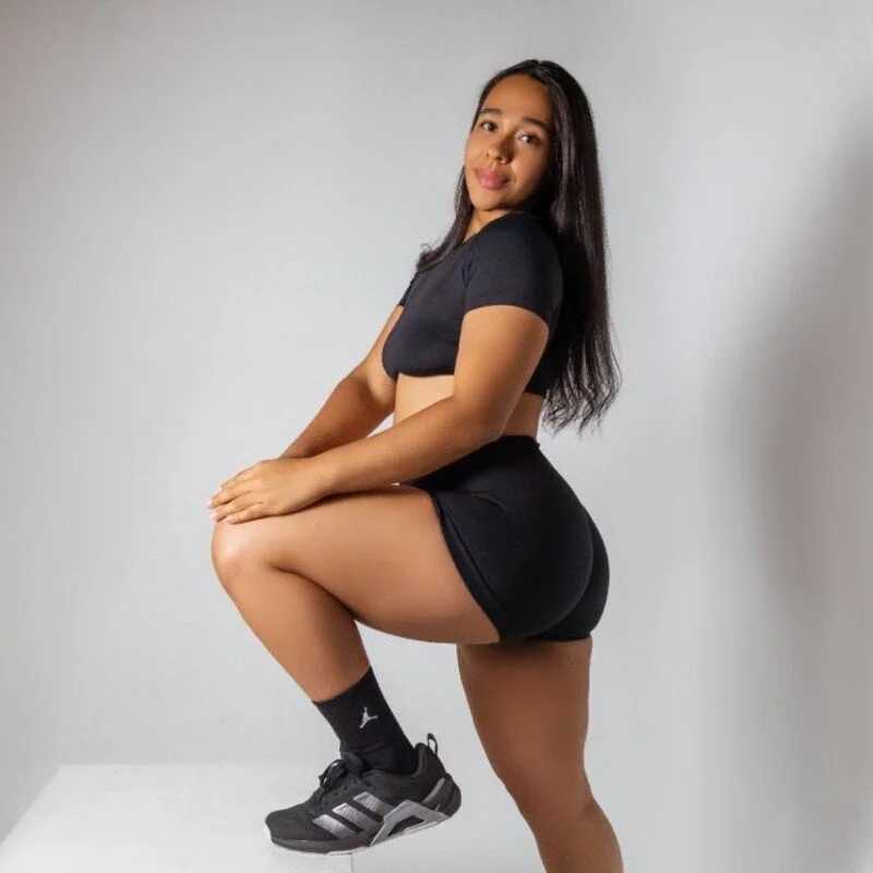 Vaiolet_Carter — FansOnlyX creator profile