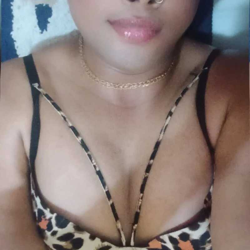 khushi_cd — FansOnlyX creator profile