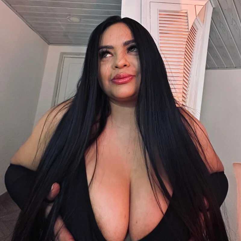 Scarlett__A — FansOnlyX creator profile
