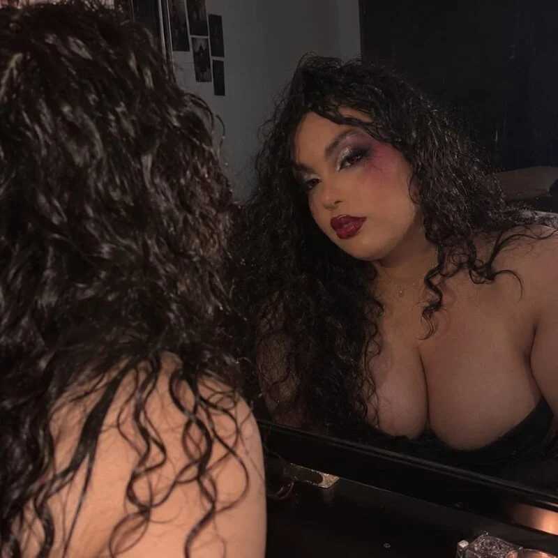 Blair_Curvy — FansOnlyX creator profile