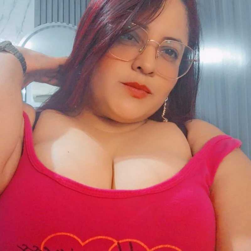 PaholaBigtits — FansOnlyX creator profile
