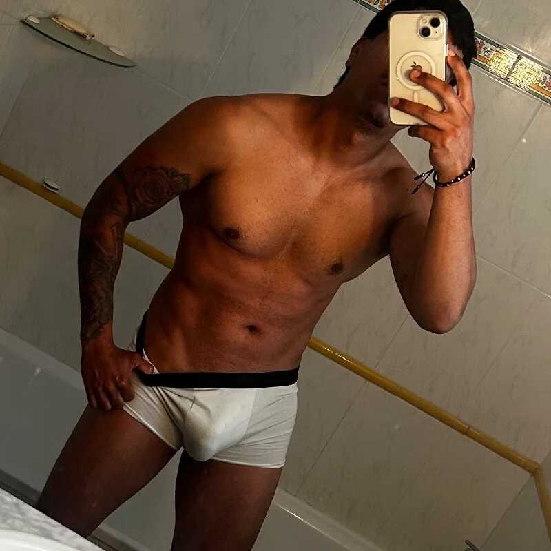 LatinBlack19 — FansOnlyX creator profile