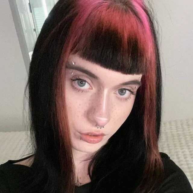 Vailyreb_ — FansOnlyX creator profile