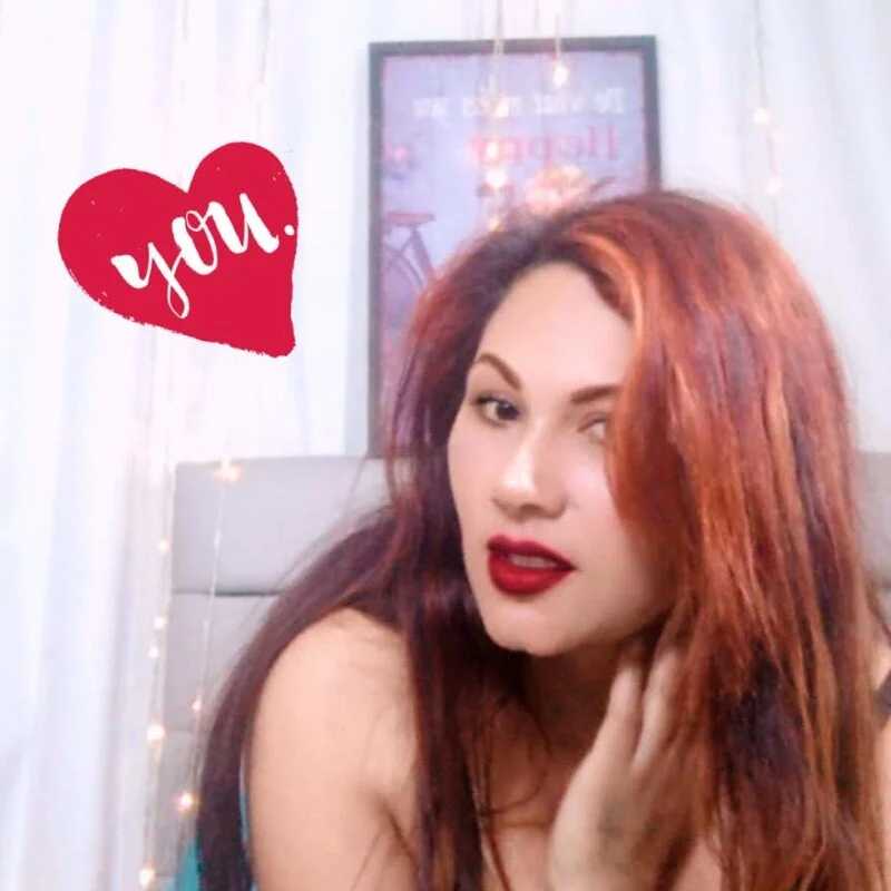 carlasweetres — FansOnlyX creator profile