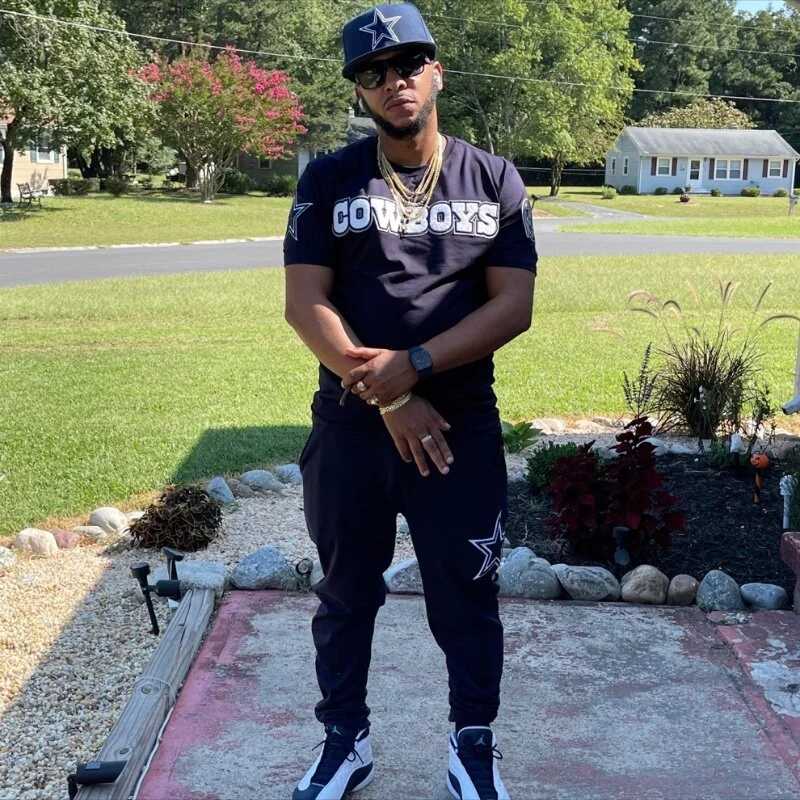 DiggyBurns83 — FansOnlyX creator profile