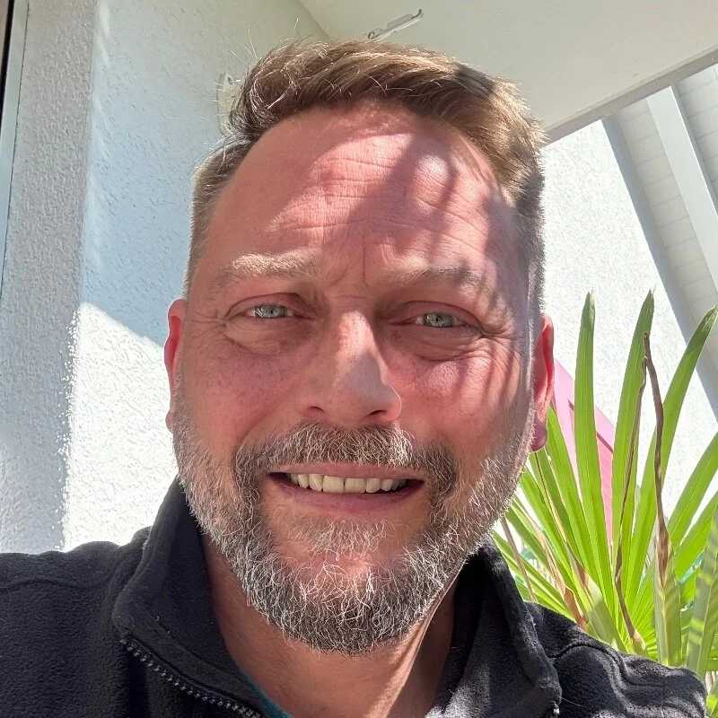 Pesche_77 — FansOnlyX creator profile