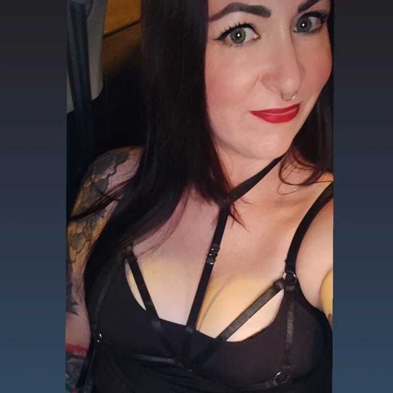 Alternativegirl8 — FansOnlyX creator profile