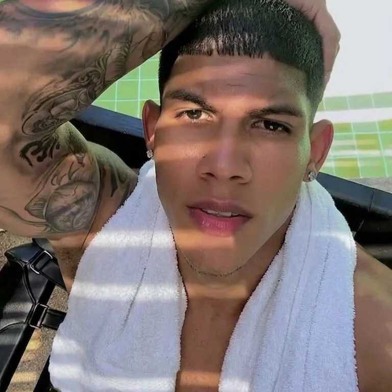 Damian_latinxxx — FansOnlyX creator profile