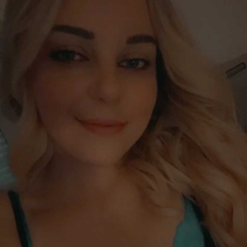 Lisaxtra — FansOnlyX creator profile