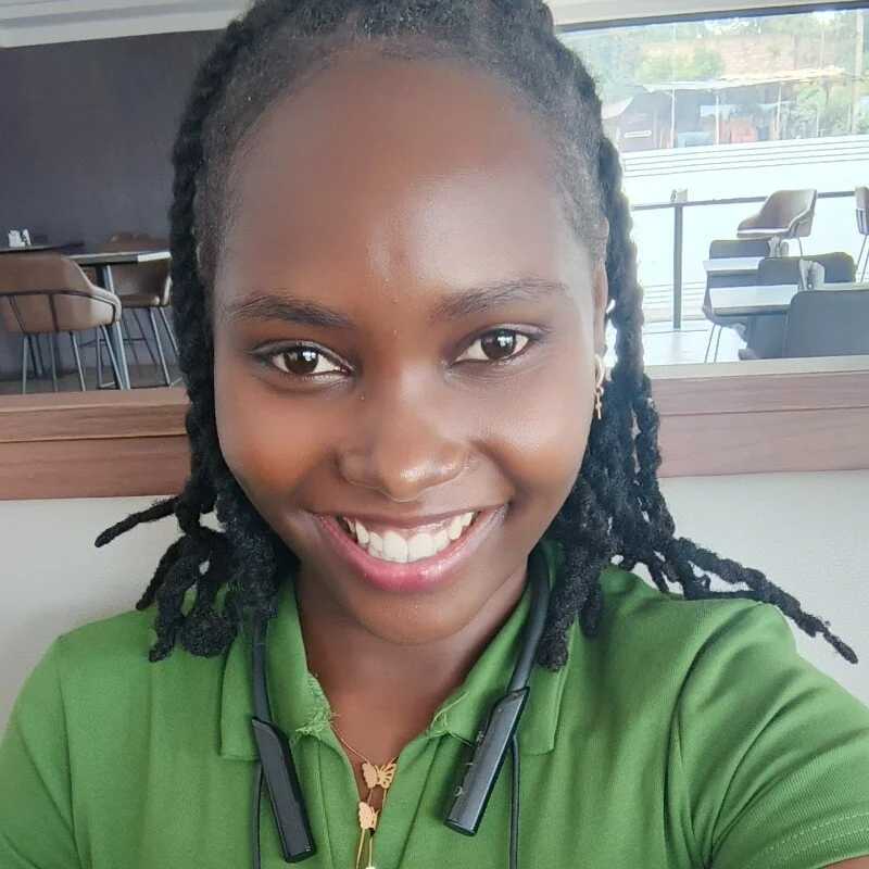 Rilaveta — FansOnlyX creator profile