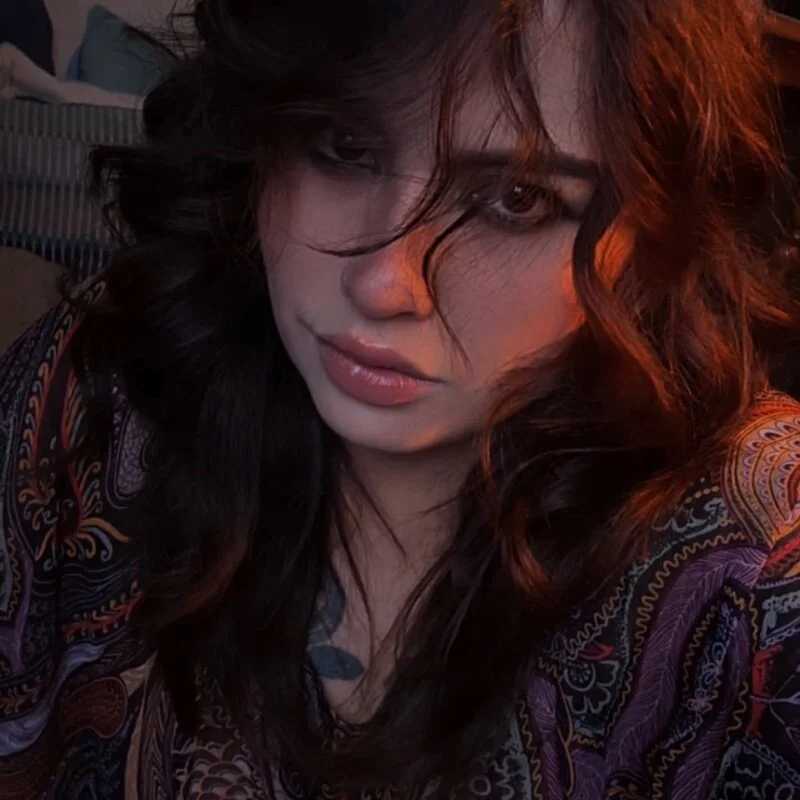 MayaYves — FansOnlyX creator profile