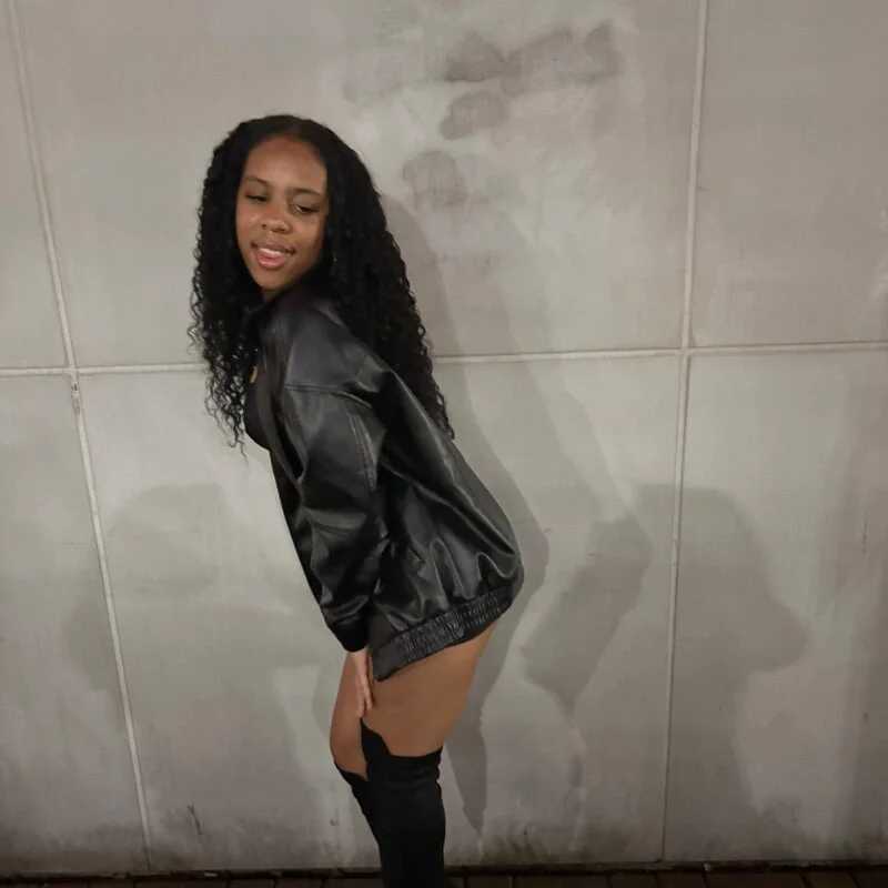 Amina_jay — FansOnlyX creator profile