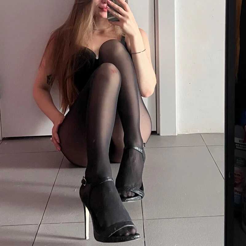 GlossyVixen — FansOnlyX creator profile