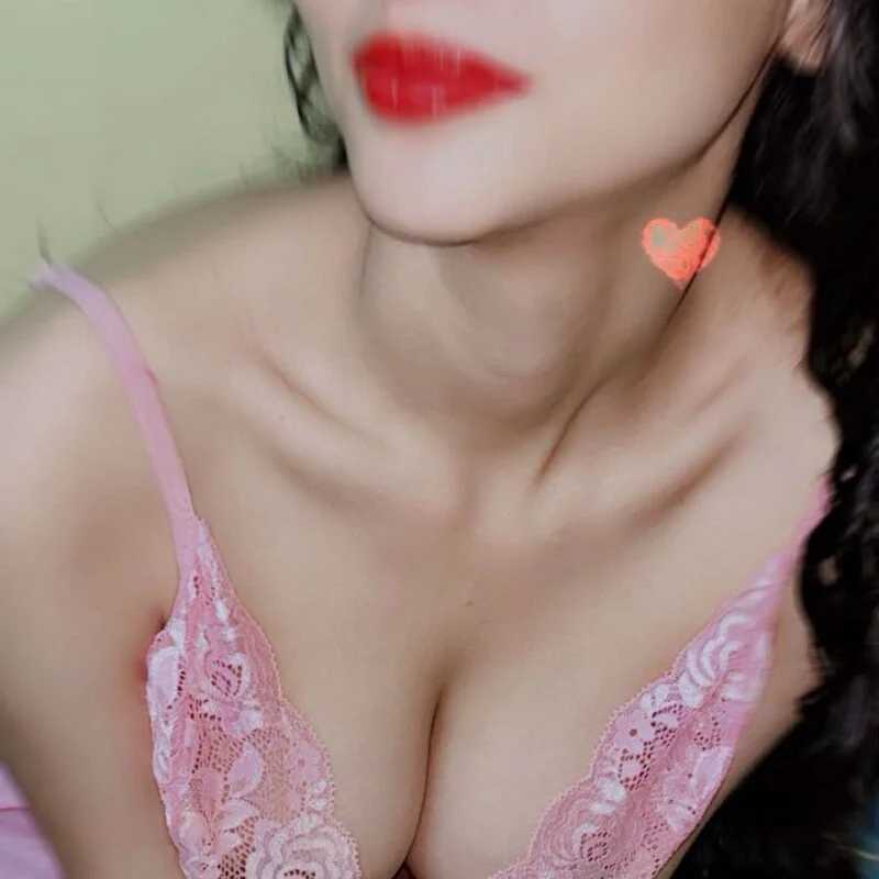 LISSA-69 — FansOnlyX creator profile