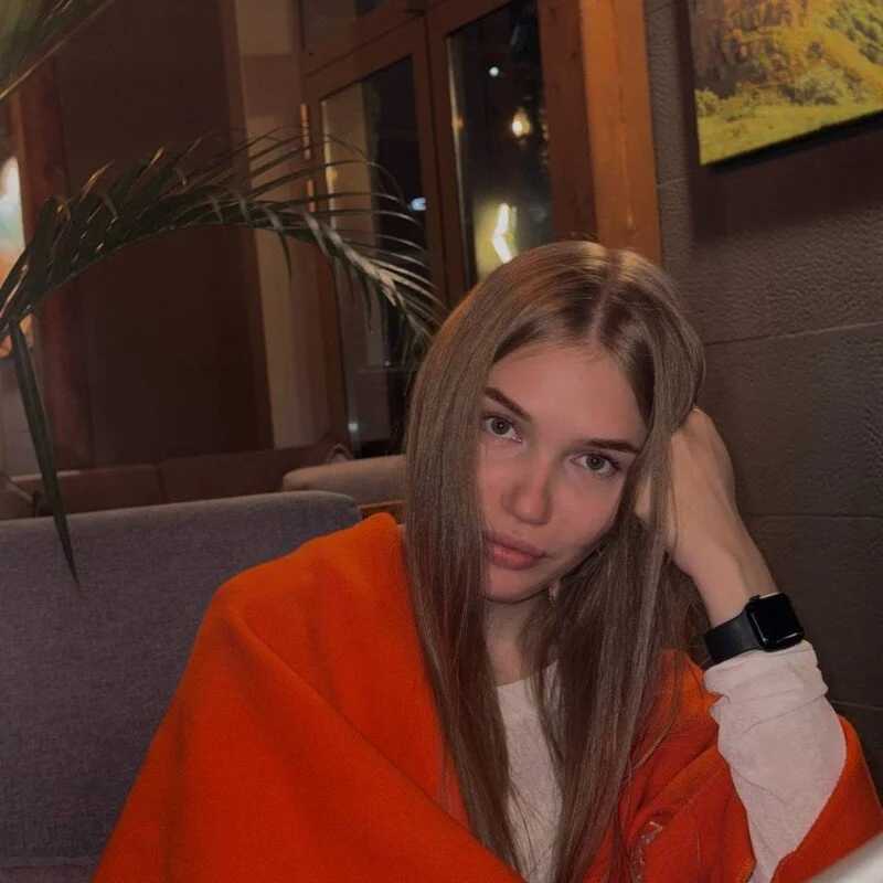 LiliBrake — FansOnlyX creator profile