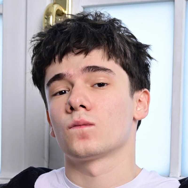Ethan_Crowe — FansOnlyX creator profile