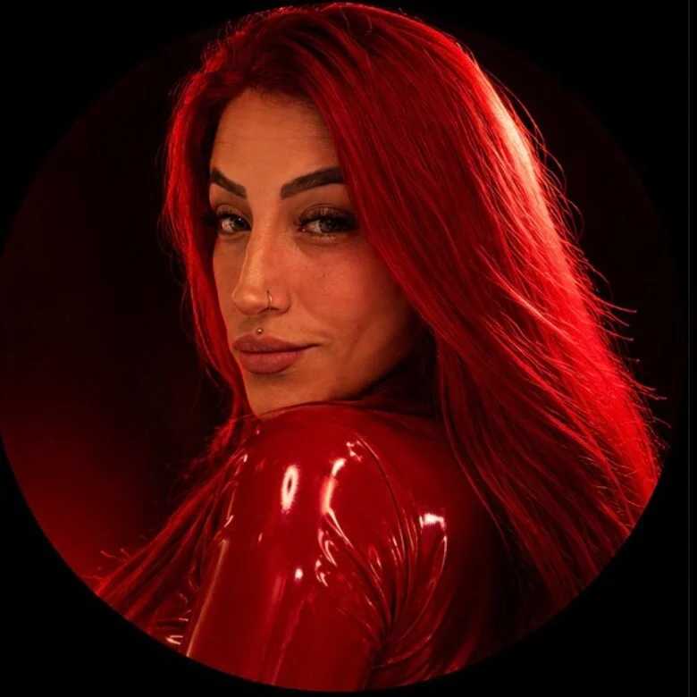 AllissaBrowm — FansOnlyX creator profile