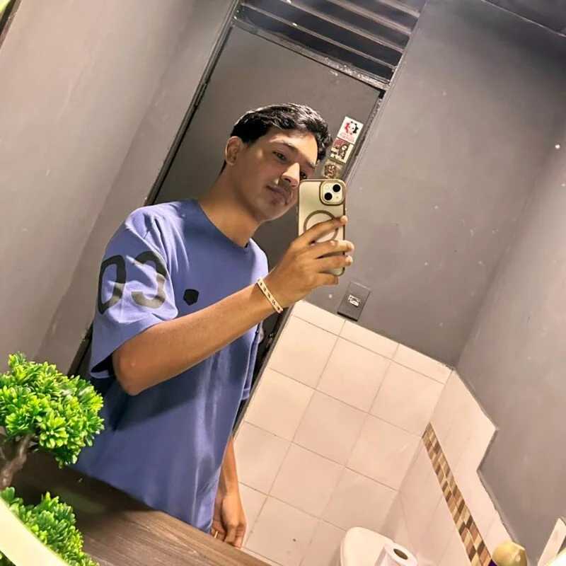 Charles_cruz — FansOnlyX creator profile