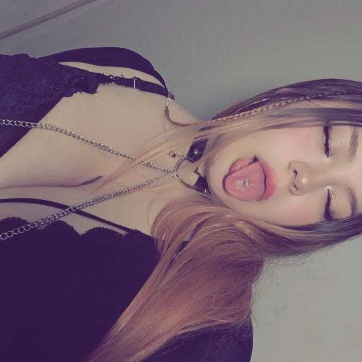 candyrose_res — FansOnlyX creator profile