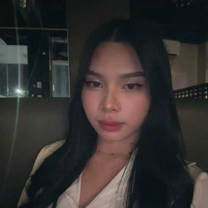 Yenn_ — FansOnlyX creator profile