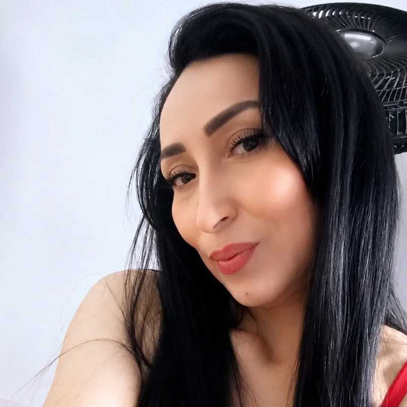 Lara_vela — FansOnlyX creator profile