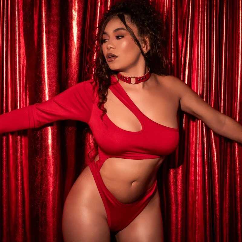 CamilaCastillo — FansOnlyX creator profile