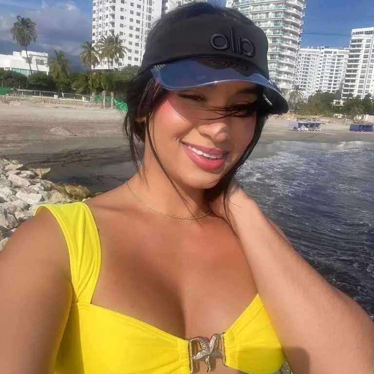 Ladyy_Sweet22 — FansOnlyX creator profile