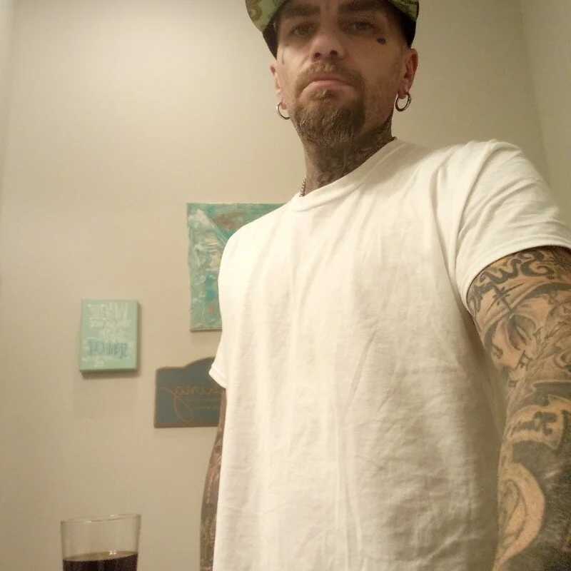mrtattoo25 — FansOnlyX creator profile