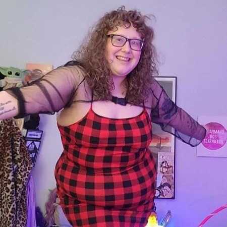 FatVeronica — FansOnlyX creator profile