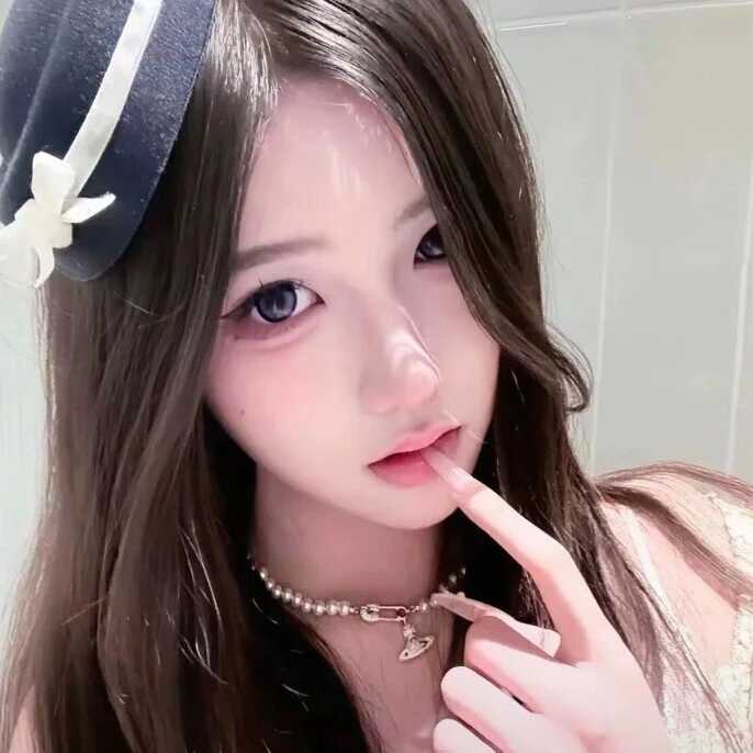 maomao-12 — FansOnlyX creator profile