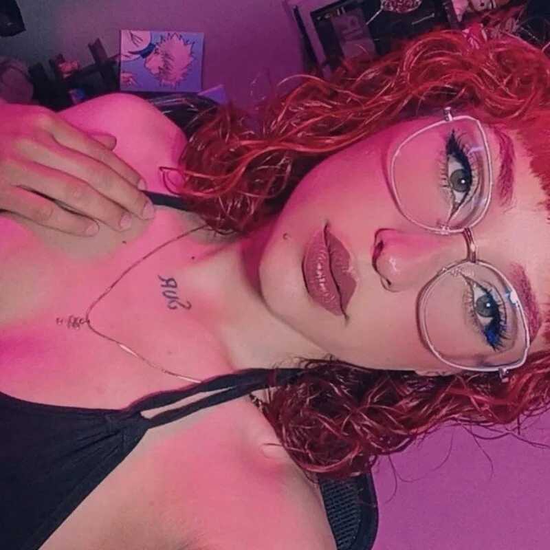 NickiYoung — FansOnlyX creator profile