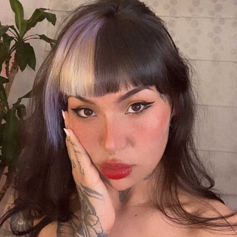 Lanarouz — FansOnlyX creator profile