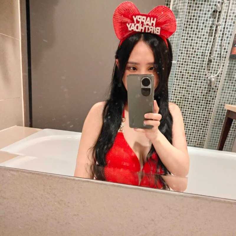 tw_sexmii — FansOnlyX creator profile