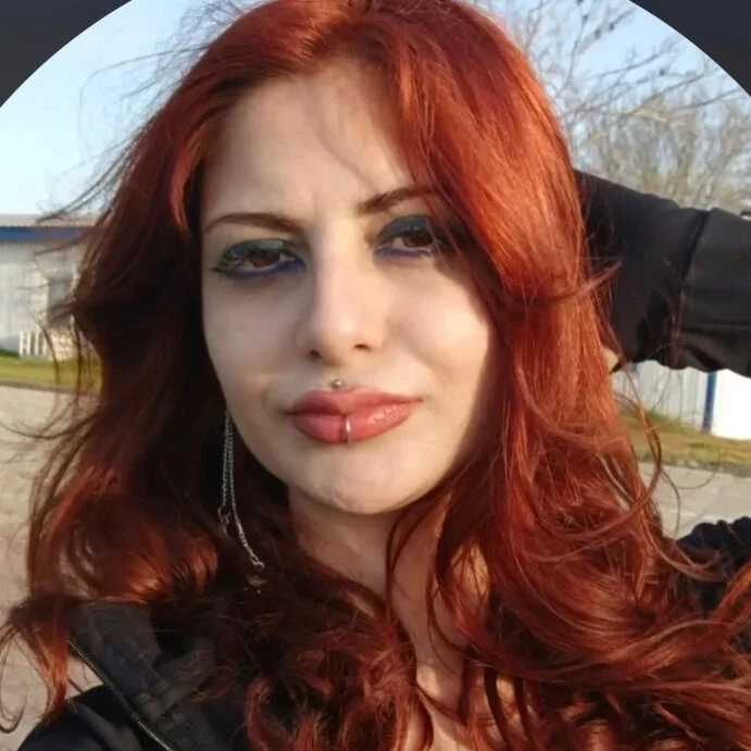 alev6 — FansOnlyX creator profile