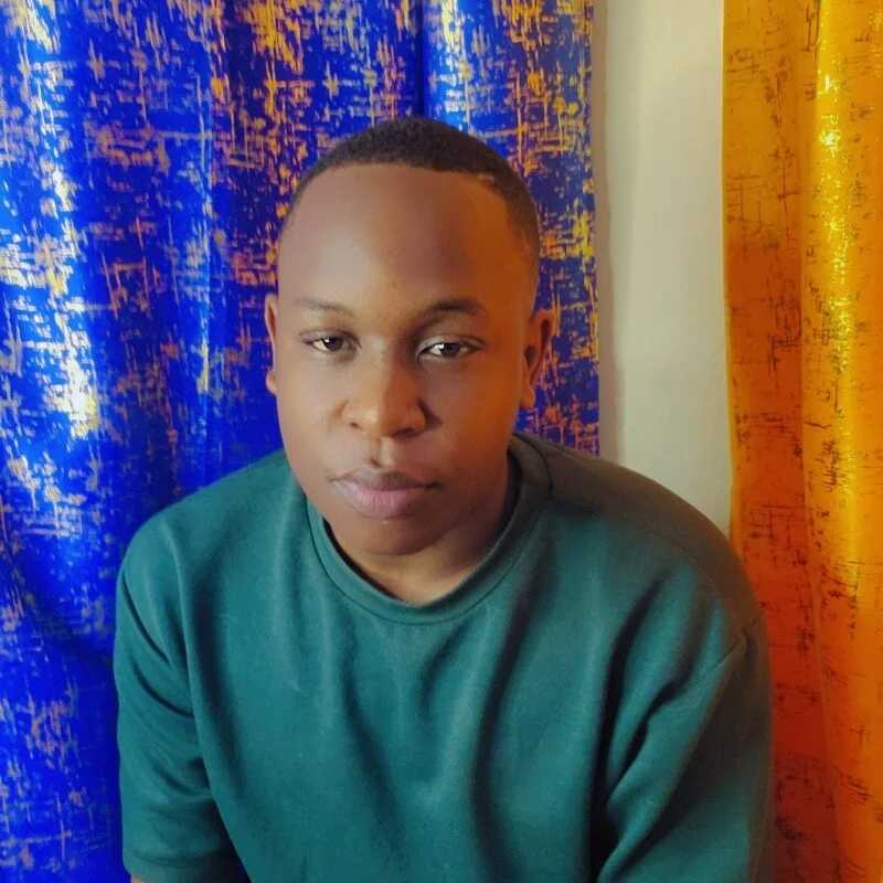 Rj_220 — FansOnlyX creator profile