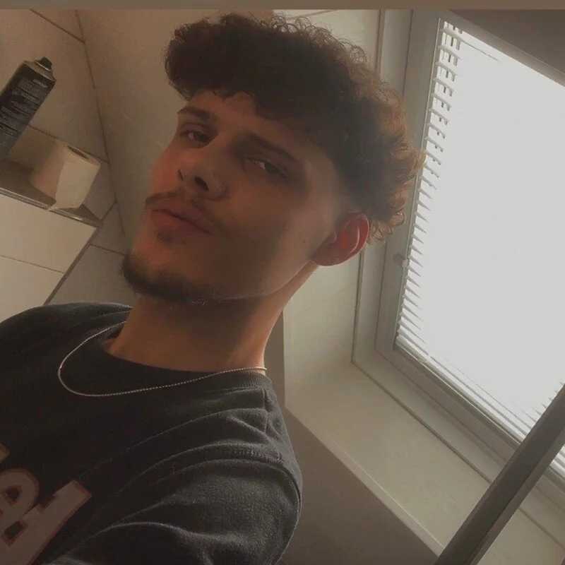 TopTwinkx — FansOnlyX creator profile