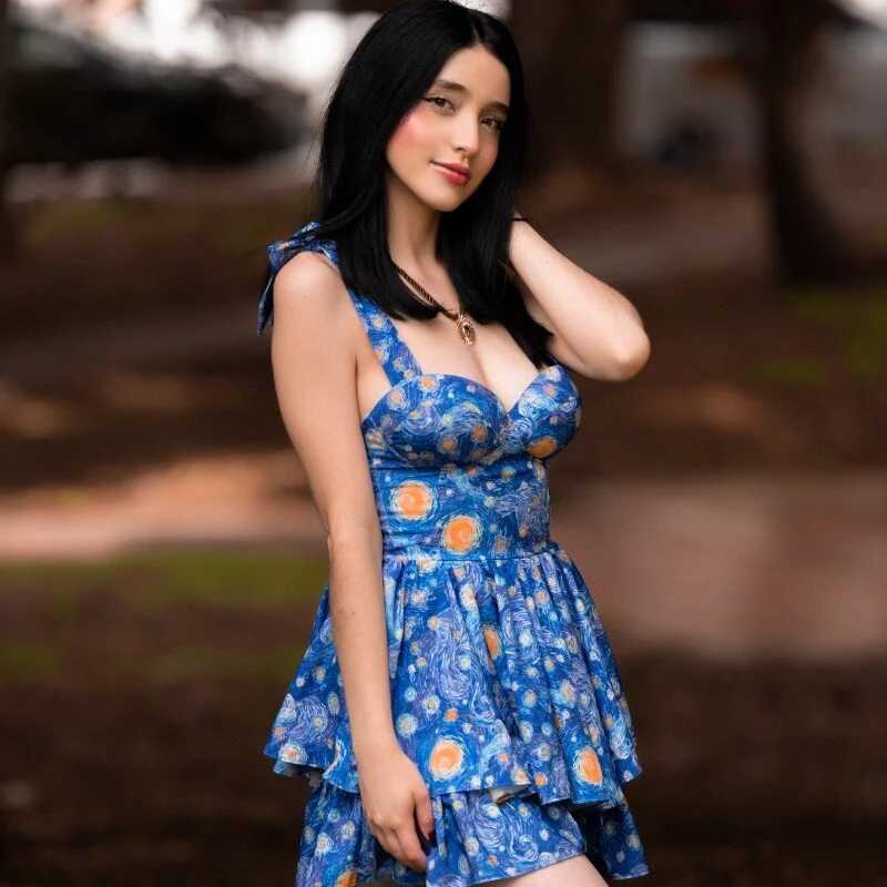 MeganR_ — FansOnlyX creator profile