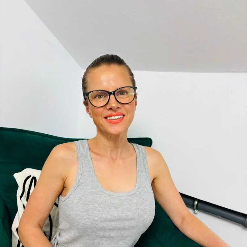 KendraDove — FansOnlyX creator profile