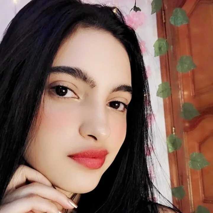 rose_thompson19 — FansOnlyX creator profile