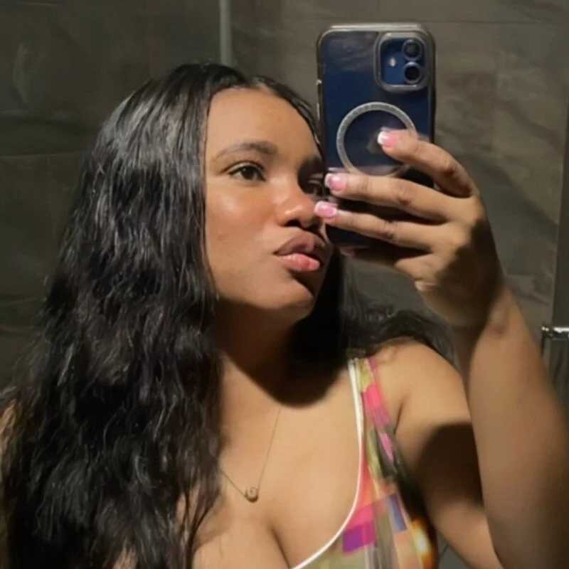 NaomiParkss — FansOnlyX creator profile