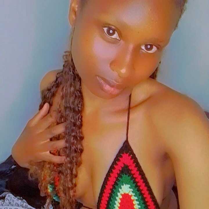 devine_juicy_polie — FansOnlyX creator profile
