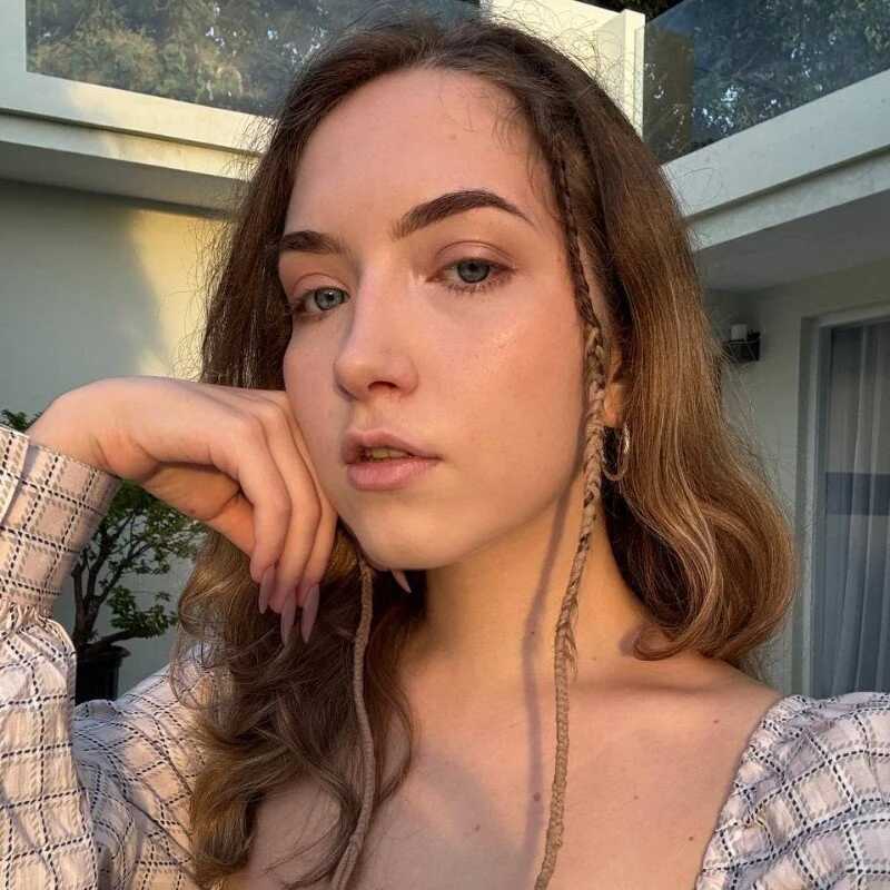 Sarahhh_xxx — FansOnlyX creator profile