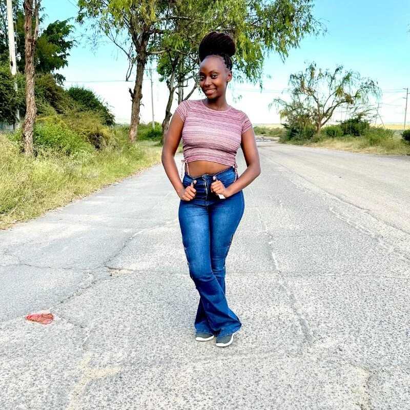 Lilly_ebonyy — FansOnlyX creator profile