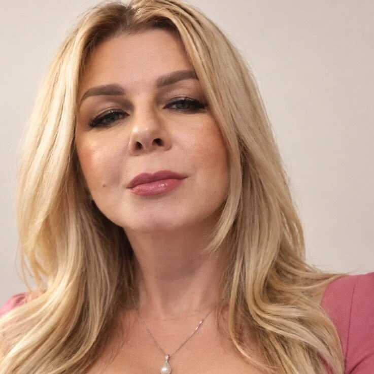 MilfNatashe — FansOnlyX creator profile