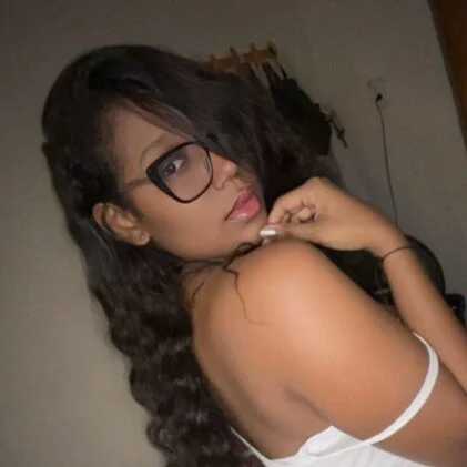 chell_iivy — FansOnlyX creator profile
