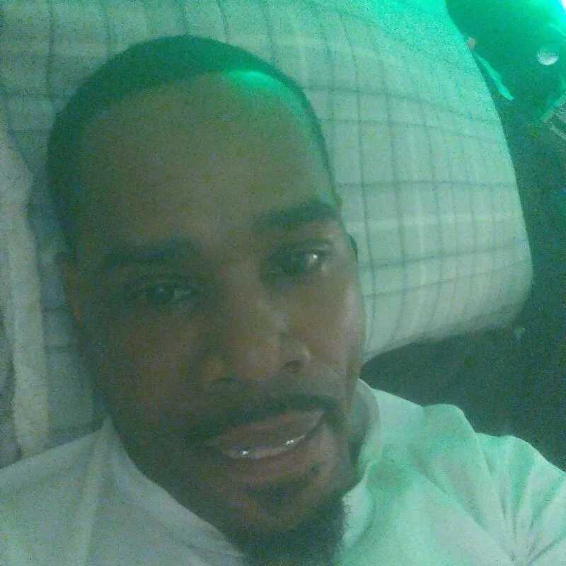 Damn_imhard_4u — FansOnlyX creator profile